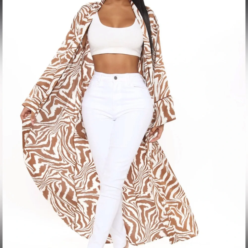 Zebra print Elegant Taupe,brown,white Kimono, Large - Picture 2 of 9